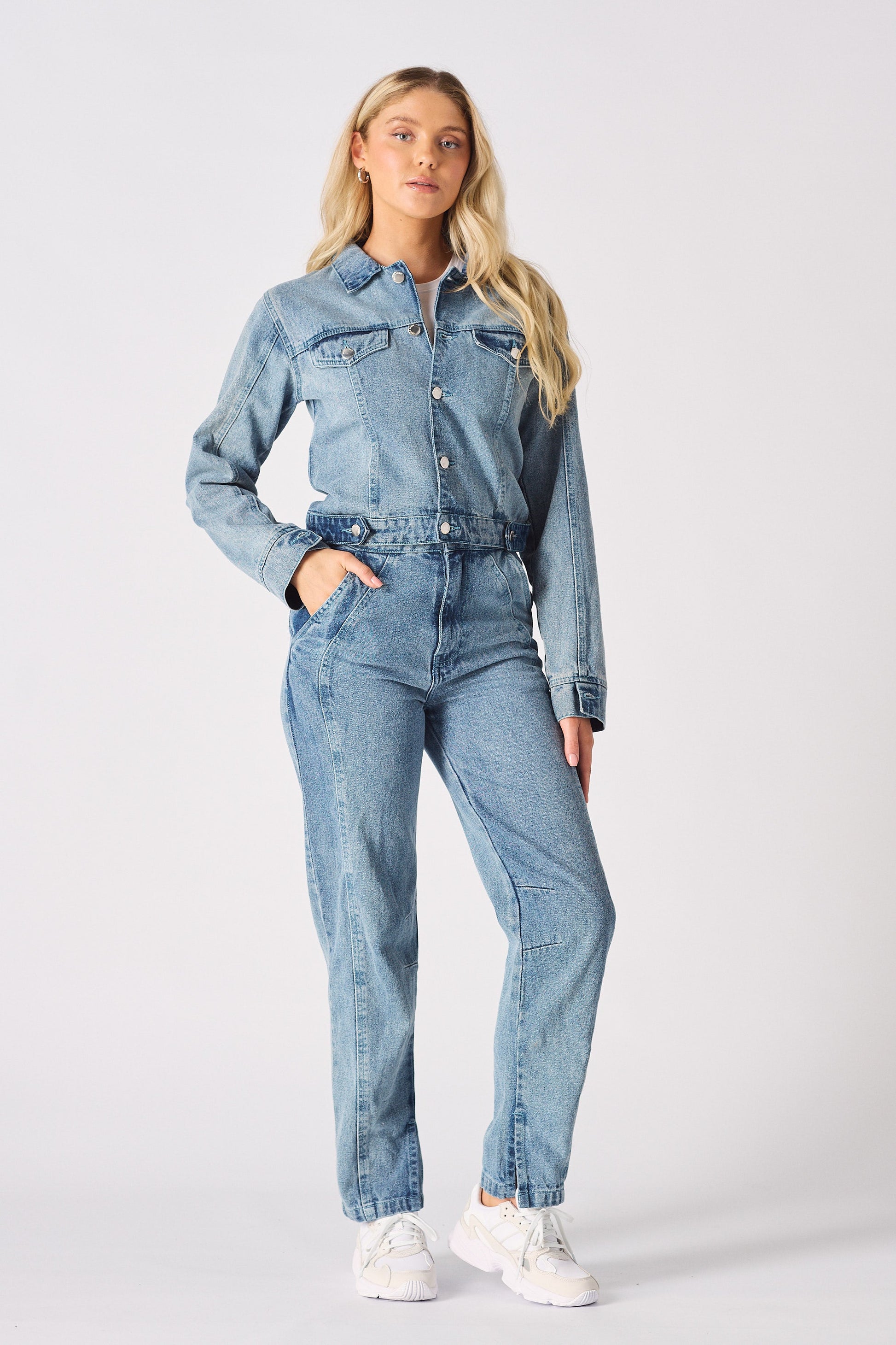 DETACHABLE DENIM JUMPSUIT - BLUE ACID WASH