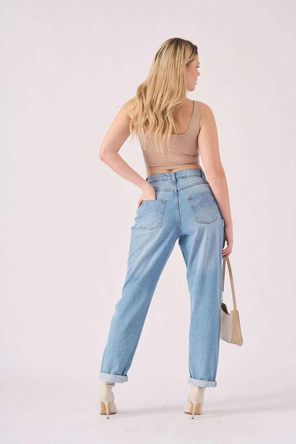 HIGH WAISTED TURN UP STRAIGHT LEG JEANS - LIGHT BLUE