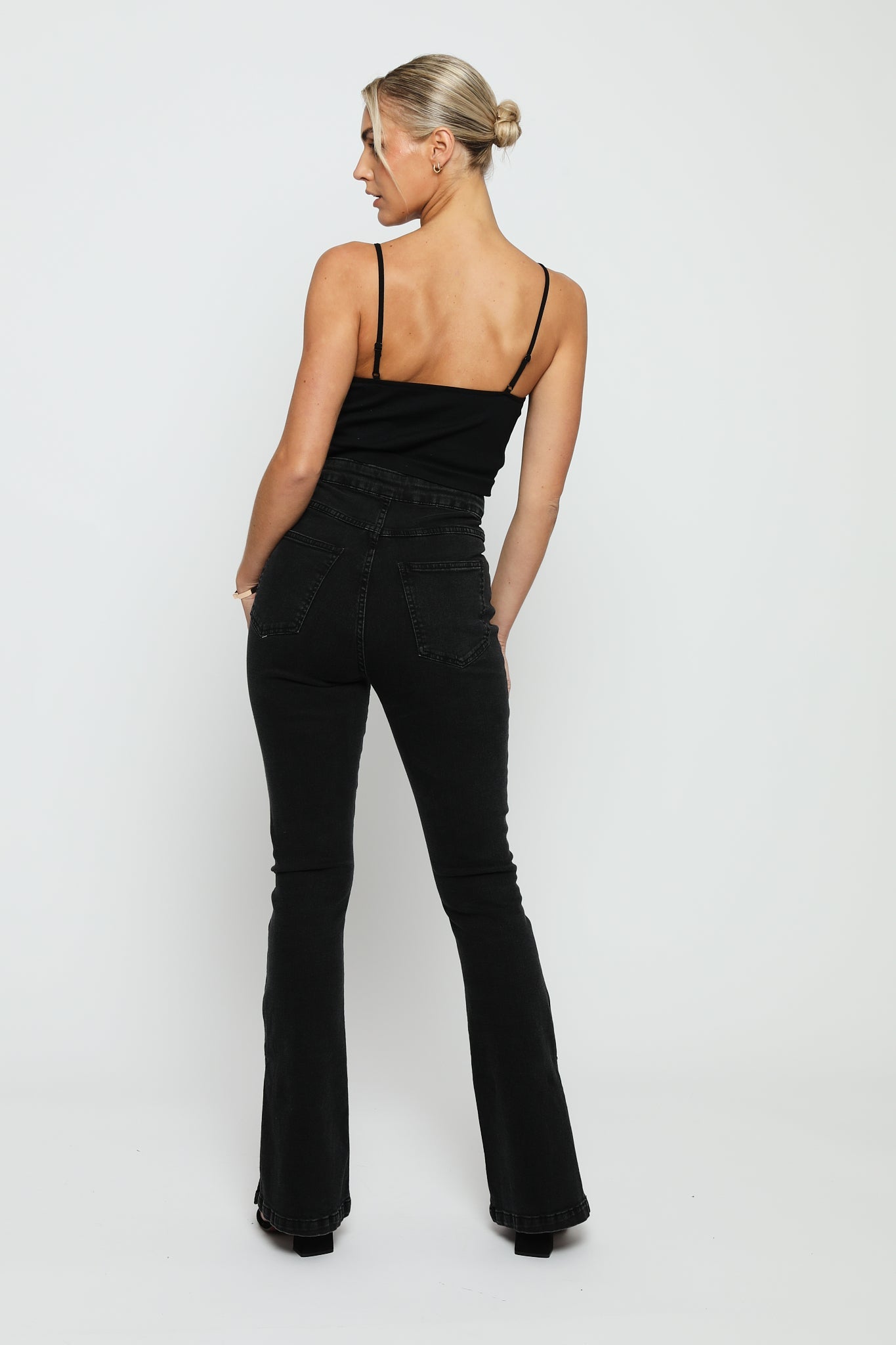 HIGH WAISTED SPLIT HEM FLARE JEANS - BLACK