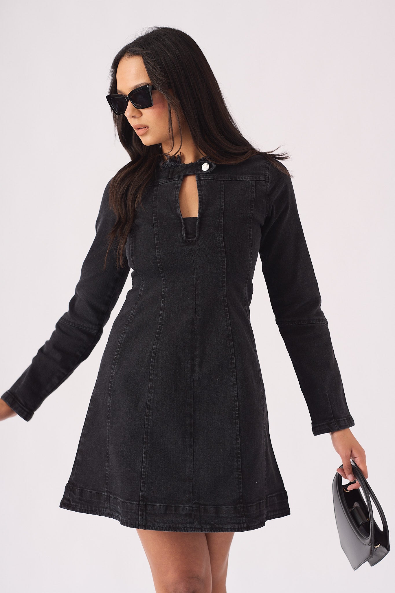 LONG SLEEVE DENIM DRESS - BLACK