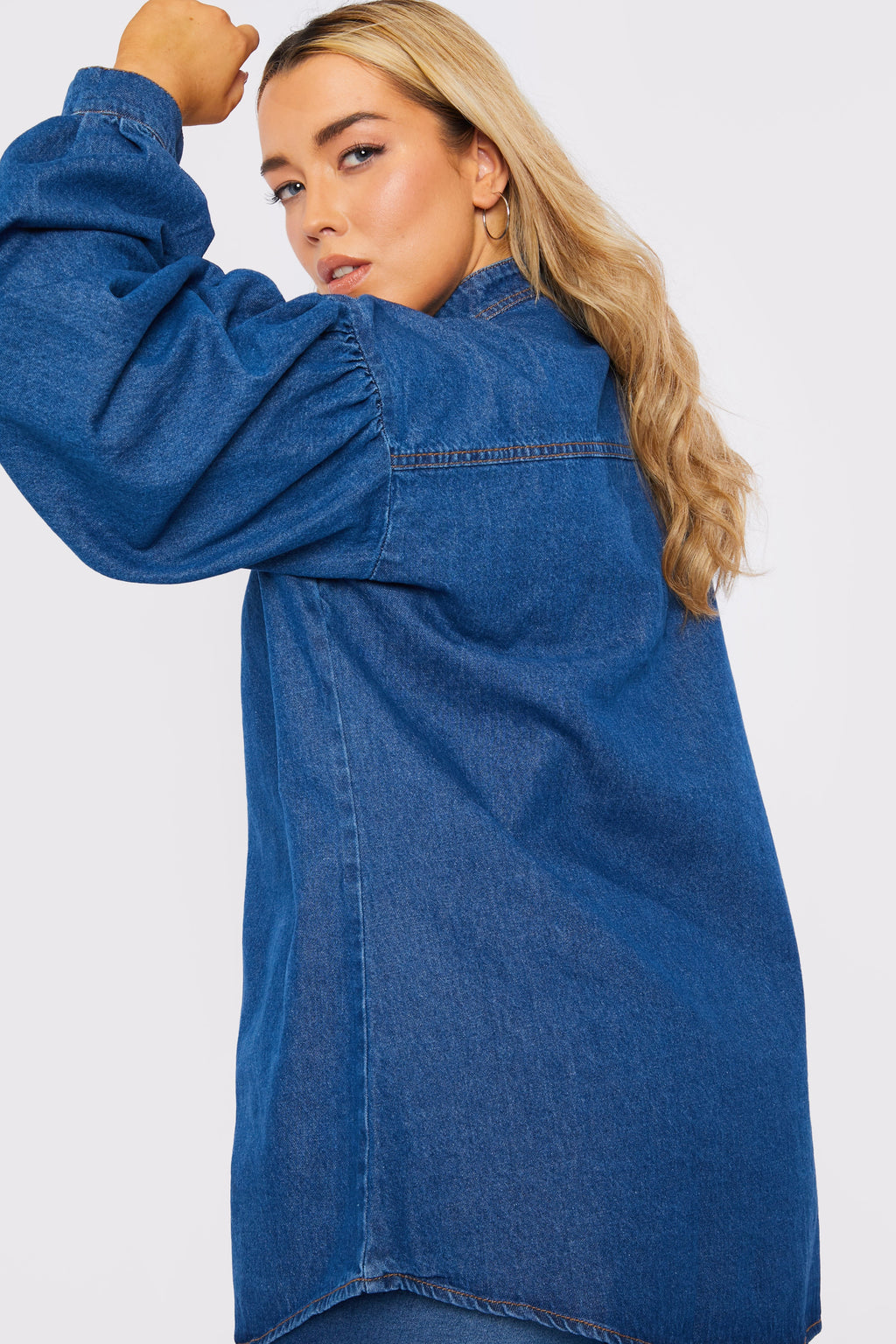 PLUS SIZE BALLOON SLEEVE DENIM SHIRT - MID BLUE