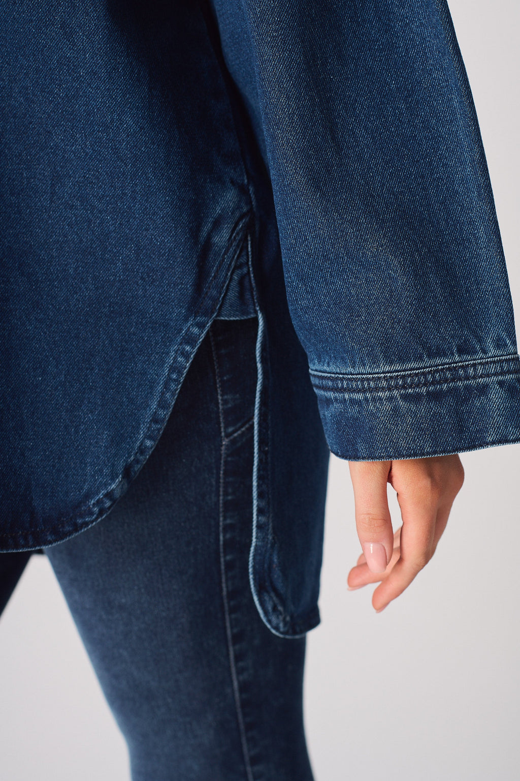 OVERSIZED LONG SLEEVE DENIM SHIRT - DARK BLUE