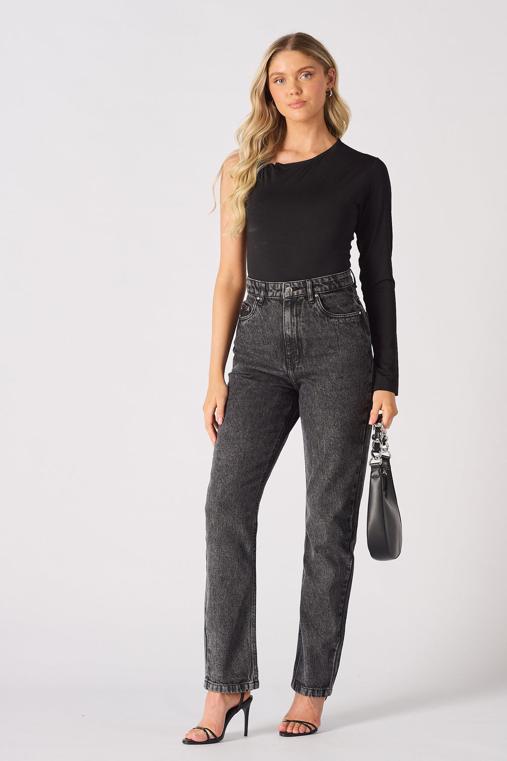 HIGH WAISTED SLIM STRAIGHT JEANS - BLACK